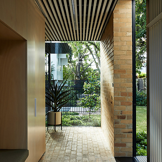 Interior photograph of Garden House by Derek Swalwell
