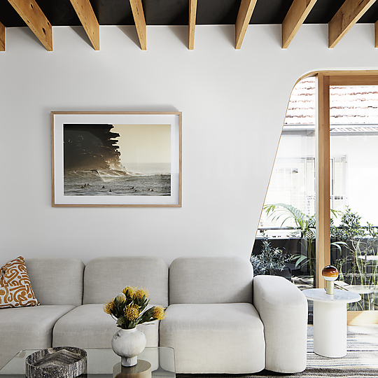 Interior photograph of Bondi House by Dave Wheeler