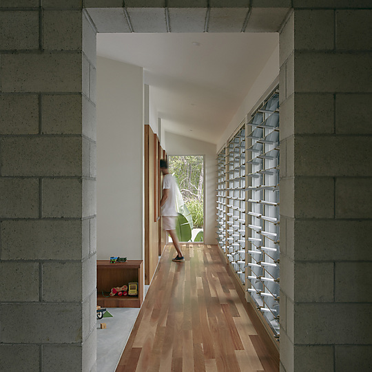 Interior photograph of MT COOT-THA HOUSE by TOM ROSS