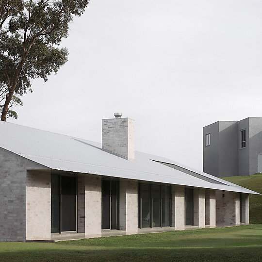 Interior photograph of The Arndt Residence and Artbarn by Ben Hosking