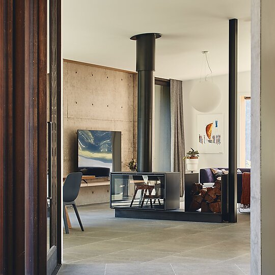 Interior photograph of Wallaby Hill House by Peter Bennetts