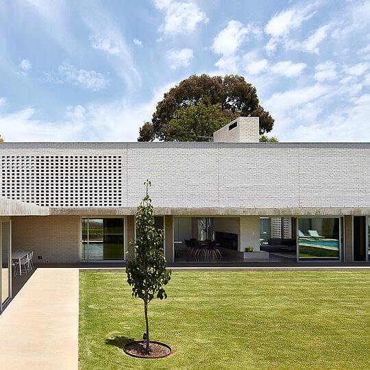 Interior photograph of Jacaranda House by Sam Noonan