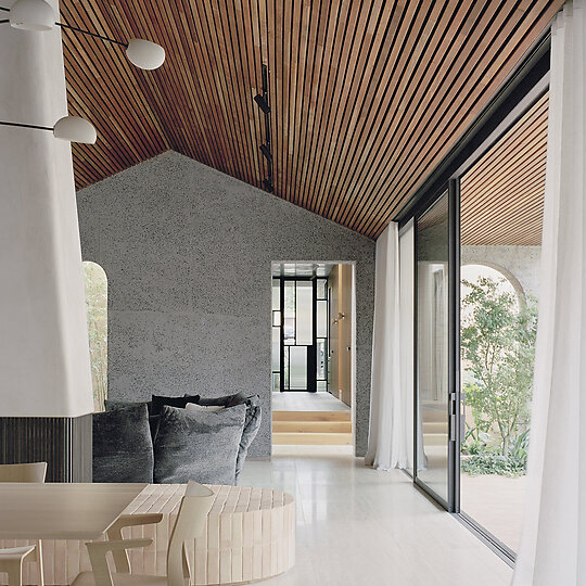 Interior photograph of Glen Iris House by Rory Gardiner