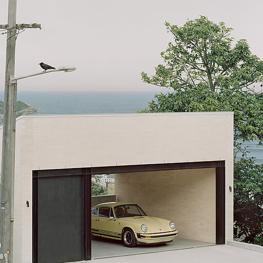 Interior photograph of Bronte House by Rory Gardiner