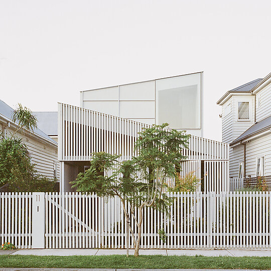 Interior photograph of Moonee Ponds House by Rory Gardiner