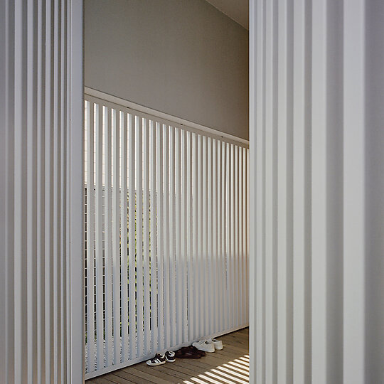 Interior photograph of Moonee Ponds House by Rory Gardiner