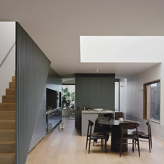 Interior photograph of Moonee Ponds House by Rory Gardiner