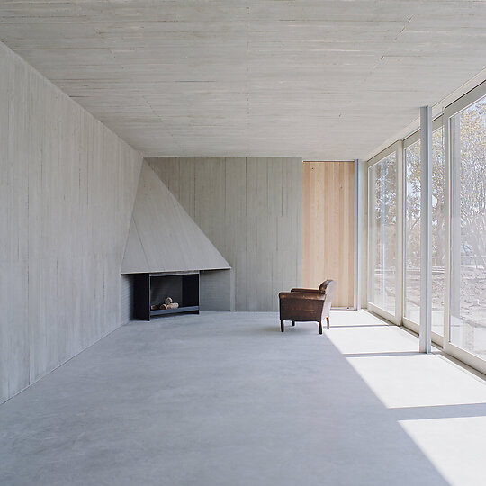 Interior photograph of Mori House by Derek Swalwell