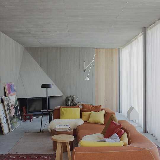 Interior photograph of Mori House by Derek Swalwell