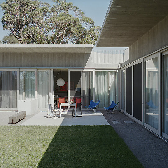 Interior photograph of Mori House by Derek Swalwell