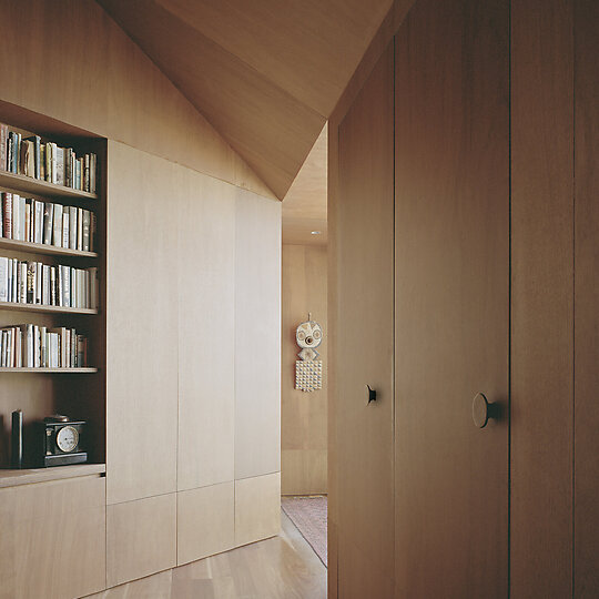 Interior photograph of Mossy Point House by Rory Gardiner