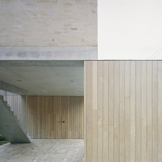 Interior photograph of Mary Street House by Rory Gardiner