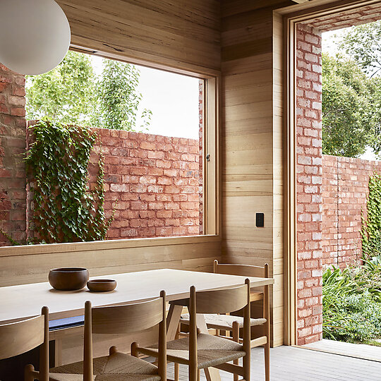 Interior photograph of Fitzroy North House by Tess Kelly