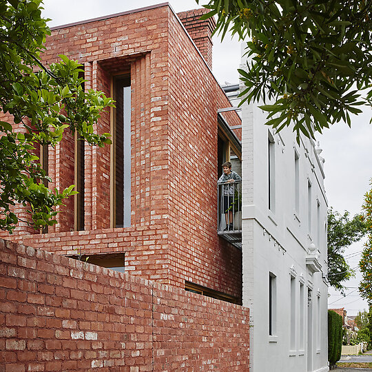 Interior photograph of Fitzroy North House by Tess Kelly