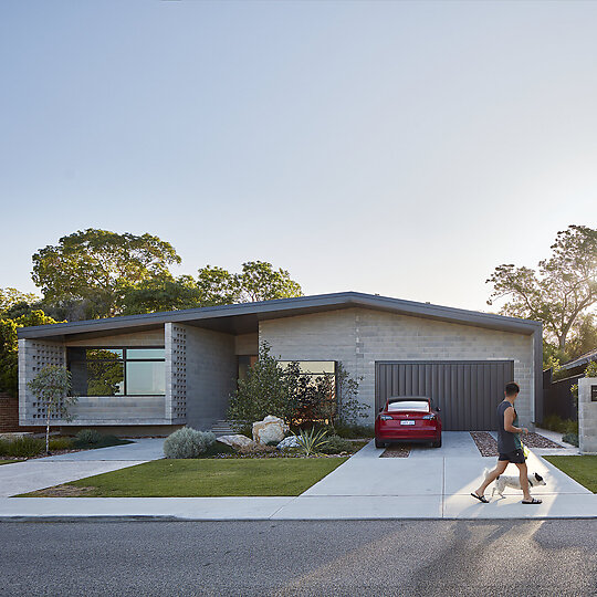 Interior photograph of DEEPWATER HOUSE by Robert Frith Acorn Photo