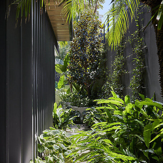 Interior photograph of Bronte Breeze by Pablo Veiga