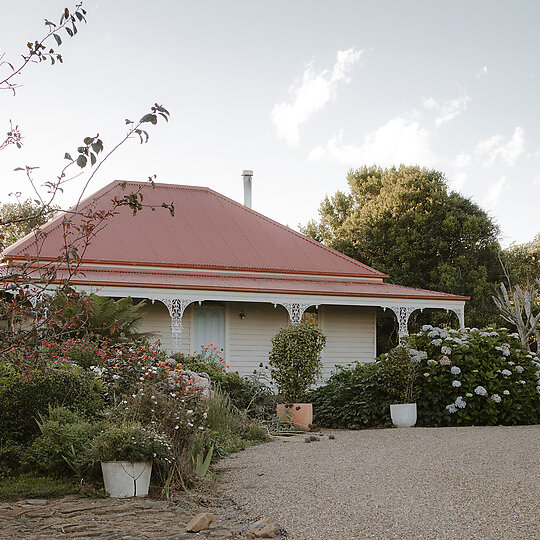 Interior photograph of Bungalow by Hamish McIntosh