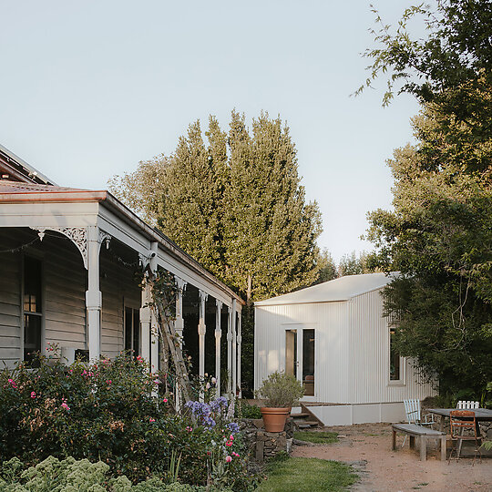 Interior photograph of Bungalow by Hamish McIntosh