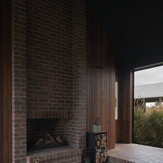 Interior photograph of House in the Dry by Anthony Basheer