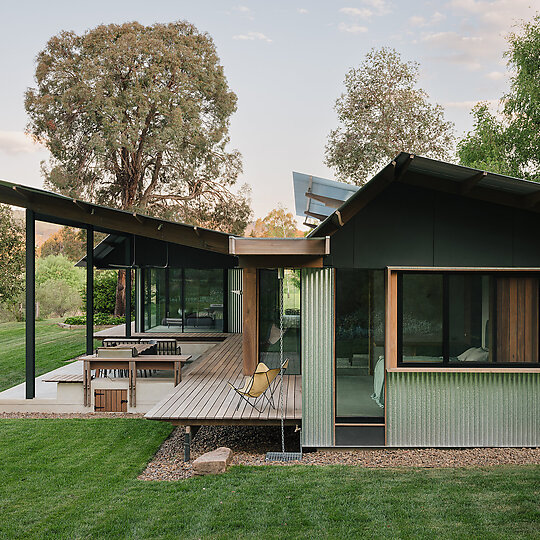 Interior photograph of Fish River House by Clinton Weaver