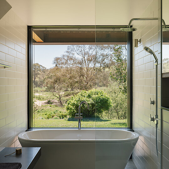 Interior photograph of Fish River House by Clinton Weaver