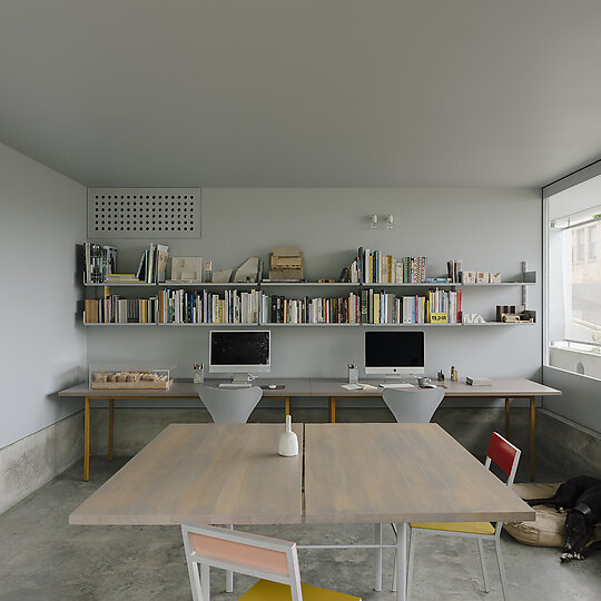 Interior photograph of Red Hill House & Studio by Clinton Weaver