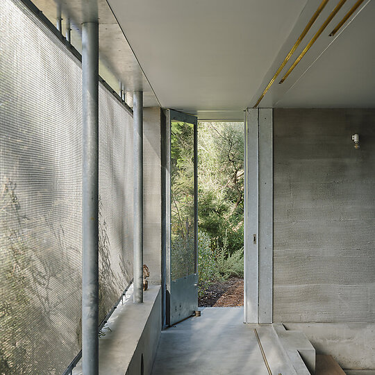 Interior photograph of Red Hill House & Studio by Clinton Weaver