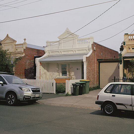 Interior photograph of Quarry House by Rory Gardiner