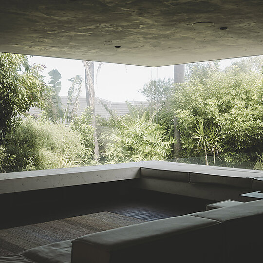 Interior photograph of City Beach House by Givlio Aristide