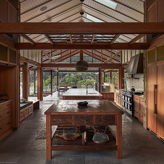 Interior photograph of Kiamba Valley Farmhouse by Andy Macpherson