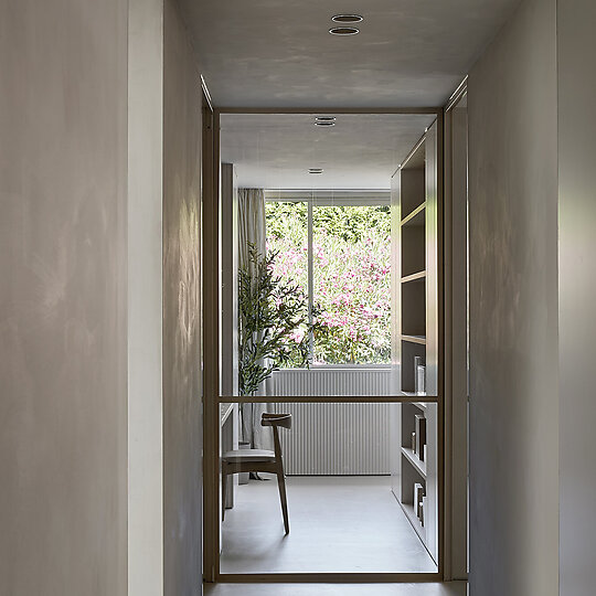 Interior photograph of Albany Road Apartpment by Shannon McGrath 