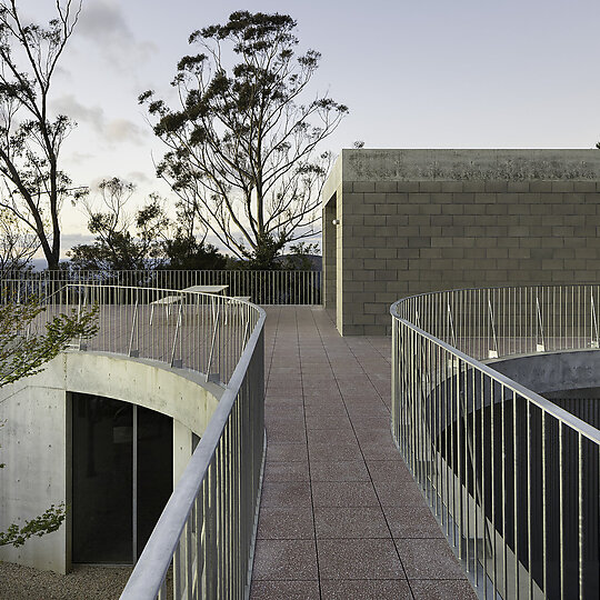 Interior photograph of Blue Mountains House by Clinton Weaver