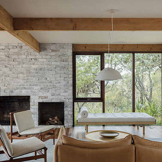 Interior photograph of Blue Mountains House by Clinton Weaver