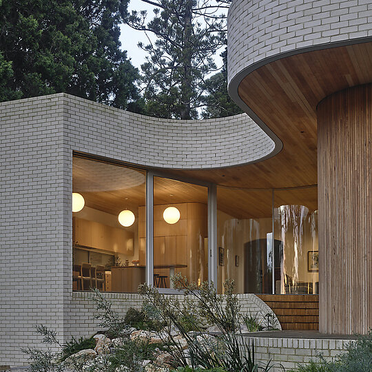 Interior photograph of Garden House by Derek Swalwell