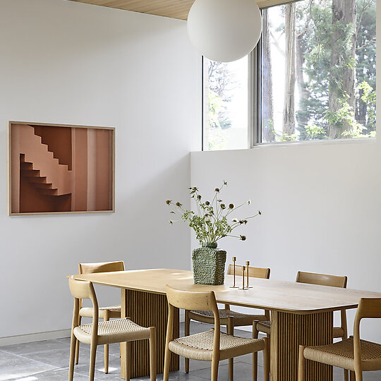 Interior photograph of Garden House by Derek Swalwell