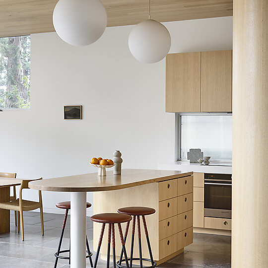 Interior photograph of Garden House by Derek Swalwell