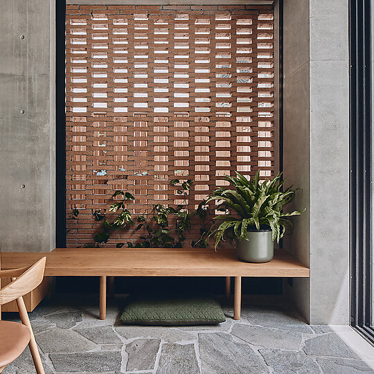 Interior photograph of Gully House by Peter Bennetts