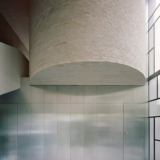 Interior photograph of South Yarra House by Rory Gardiner