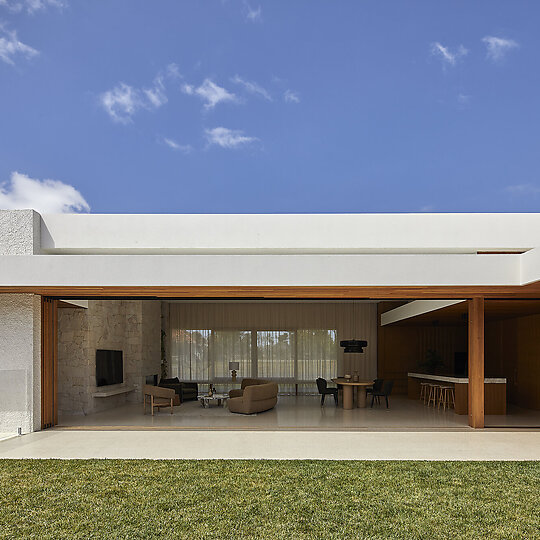 Interior photograph of Torquay House by Dave Kulesza