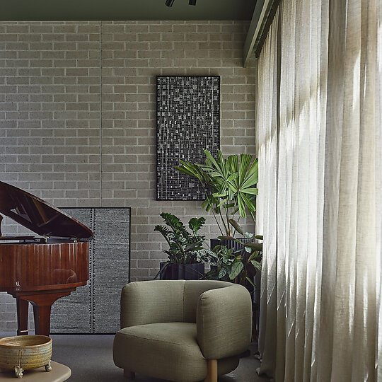 Interior photograph of Six-Ways House by Derek Swalwell