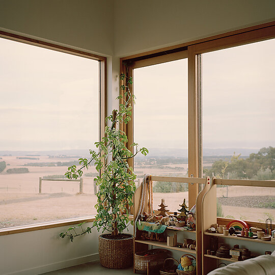 Interior photograph of Heather's House by Rory Gardiner