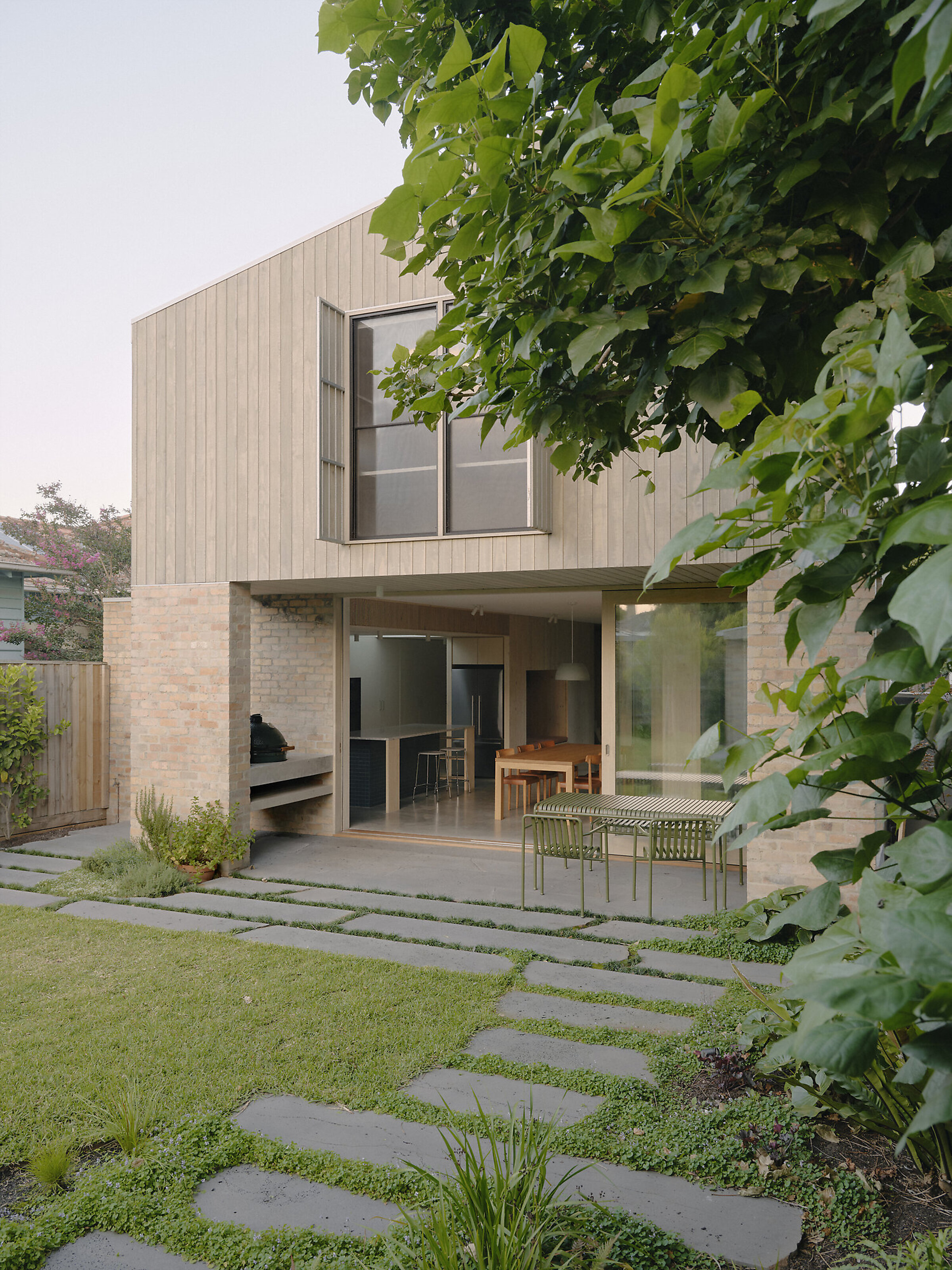 Dennis House by Olaver Architecture | Houses Awards