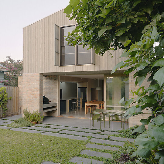 Interior photograph of Dennis House by Tom Ross