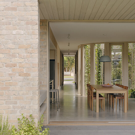 Interior photograph of Dennis House by Tom Ross