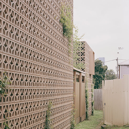 Interior photograph of Garden Tower House by Rory Gardiner