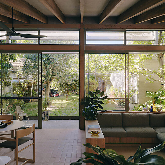 Interior photograph of Bob's Bungalow by Tom Ross