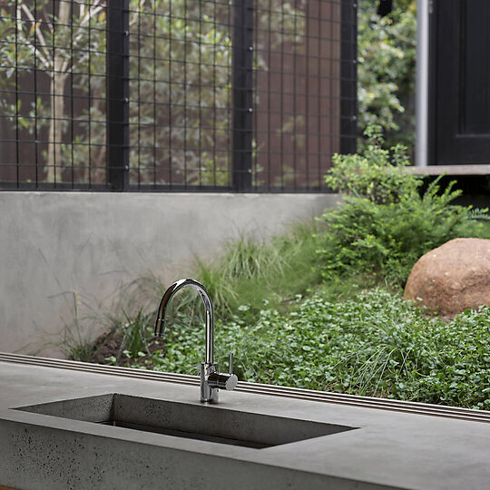 Interior photograph of Niwa House by Toby Scott