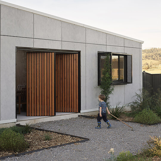 Interior photograph of Dachshund House by Toby Scott