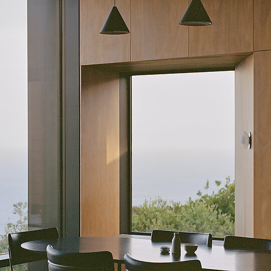 Interior photograph of Maitland Bay House by Rory Gardiner