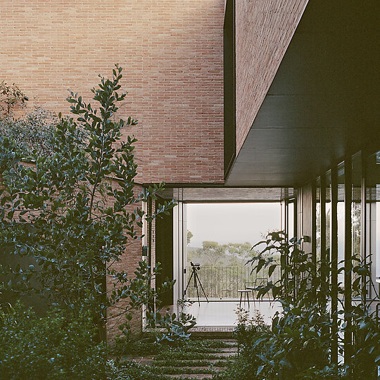 Interior photograph of Maitland Bay House by Rory Gardiner